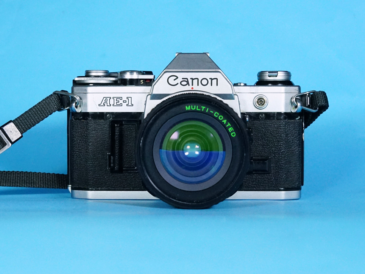 Appareil argentique canon ae-1