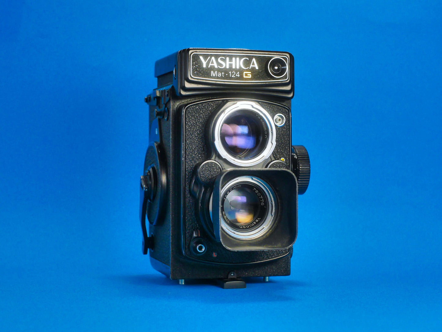 Yashica Mat 124G