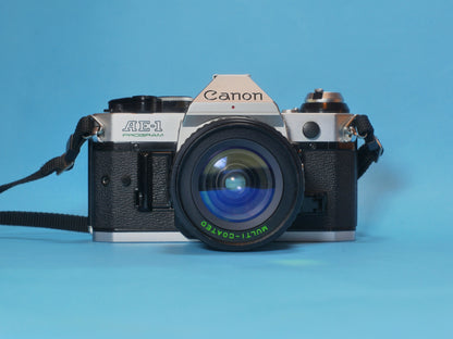 Appareil photo argentique Canon AE-1 Program