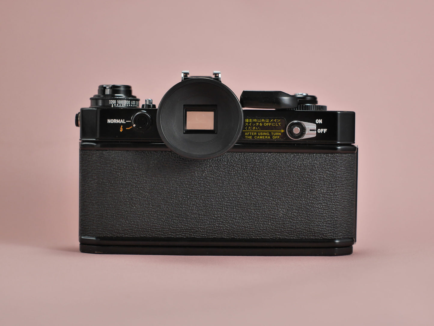 Appareil photo hybride Canon EOS R7 + Bague d'adaptation EF-EF-S pour Appareil photo hybride Canon EOS R7 + Bague d'adaptation EF-EF-S pour