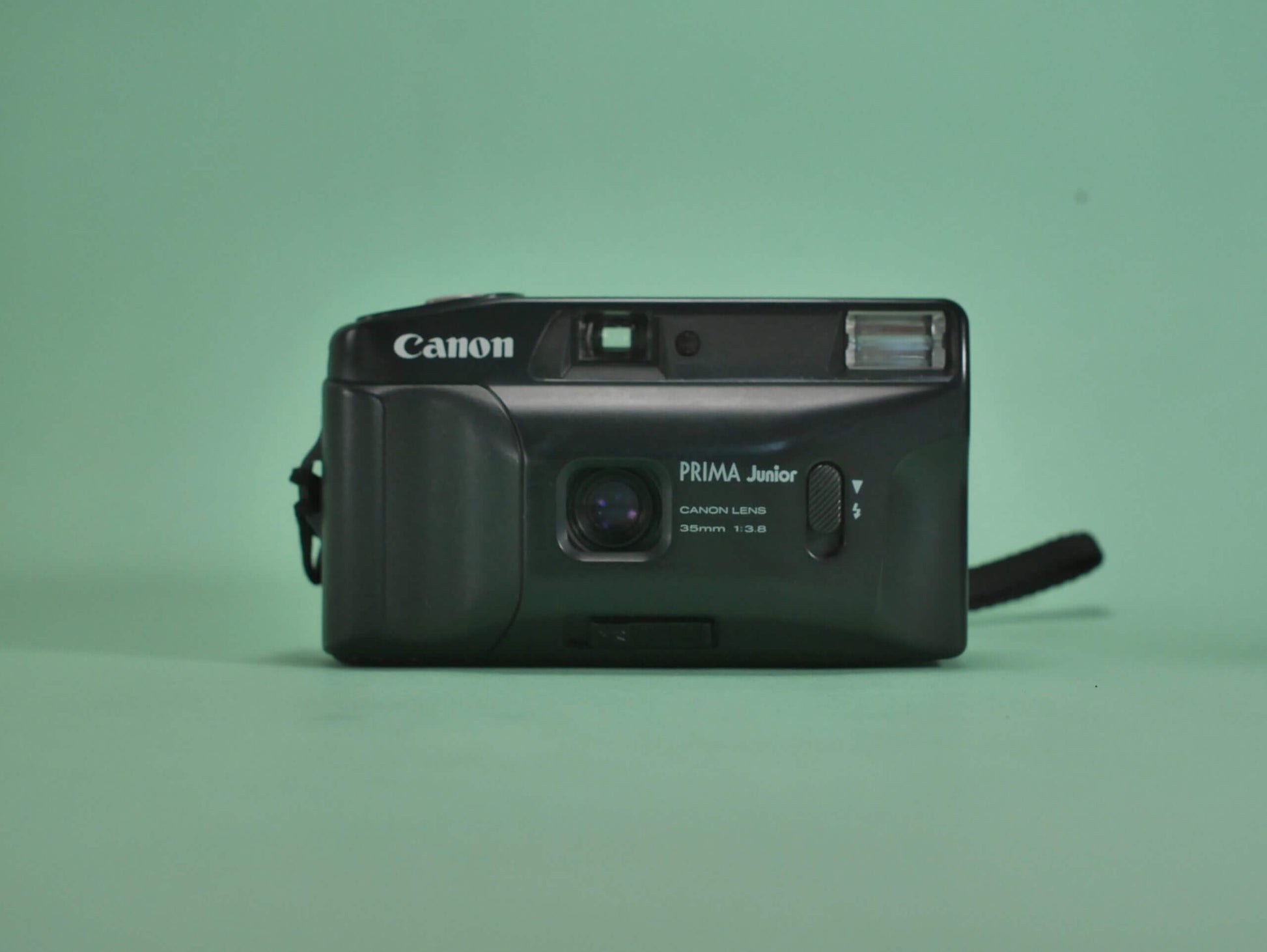 Canon Prima Junior DX (AF‑8 / CB32 QD) – Compact 35 mm autofocus – Flash intégré Canon Prima Junior DX (AF‑8 / CB32 QD) – Compact 35 mm autofocus – Flash intégré